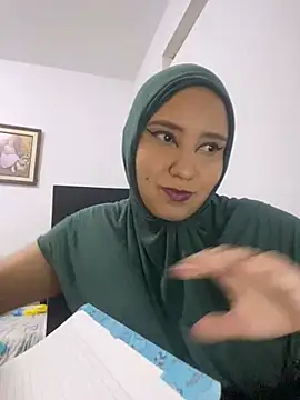 Snapshot of hannahayat chatting on February 2025 11:04:02 PM hannahayat online show from February 2025 11:04:02 PM