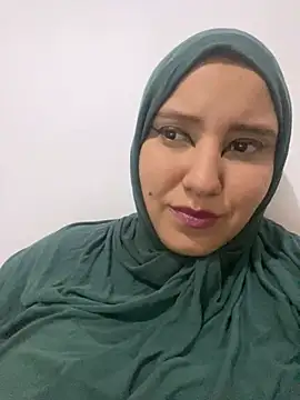 Snapshot of hannahayat chatting on February 2025 01:22:01 AM hannahayat online show from February 2025 01:22:01 AM