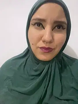 Snapshot of hannahayat chatting on February 2025 01:44:01 AM hannahayat online show from February 2025 01:44:01 AM