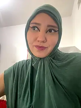 Snapshot of hannahayat chatting on September 2025 01:02:01 PM hannahayat online show from September 2025 01:02:01 PM