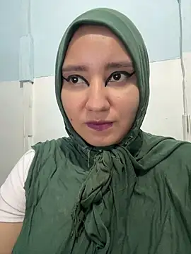 Snapshot of hannahayat chatting on July 2026 03:20:02 PM hannahayat online show from July 2026 03:20:02 PM