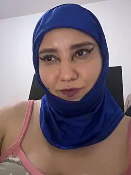Snapshot of hannahayat chatting on June 2026 03:15:02 AM hannahayat online show from June 2026 03:15:02 AM