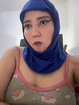 Snapshot of hannahayat chatting on June 2026 03:29:01 PM hannahayat online show from June 2026 03:29:01 PM