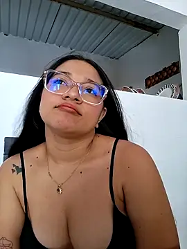 -VICKKY online show from February 2026 02:50:01 PM