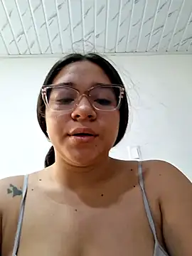 -VICKKY online show from June 2026 01:49:01 PM