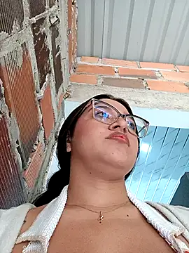 -VICKKY online show from December 2025 02:09:01 PM