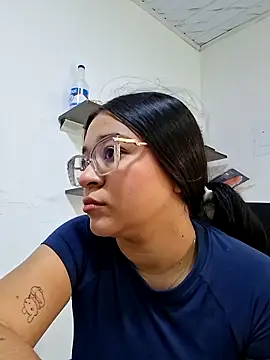 -VICKKY online show from June 2026 02:28:01 PM