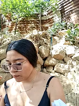 -VICKKY online show from July 2026 02:06:01 PM