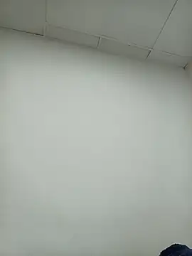 -VICKKY online show from November 2025 02:22:02 AM