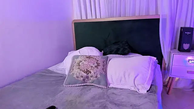 tiffany becker online show from March 2025 10:48:01 PM