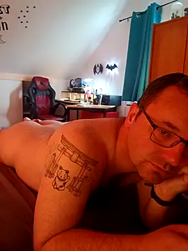 Fantaxx86 online show from May 2026 12:24:01 PM