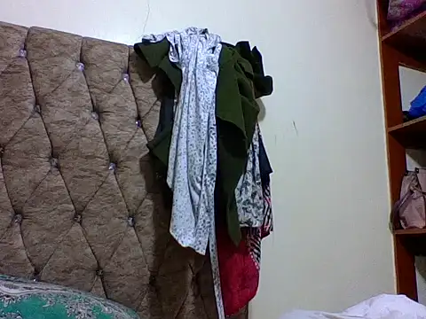 zoey10 online show from February 2026 06:20:02 PM