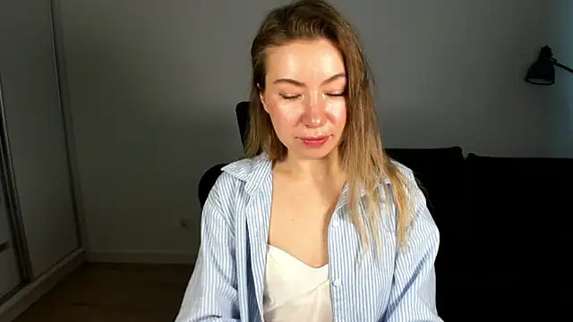 Snapshot of Mia_Tasty chatting on February 2026 07:26:02 AM Mia Tasty online show from February 2026 07:26:02 AM