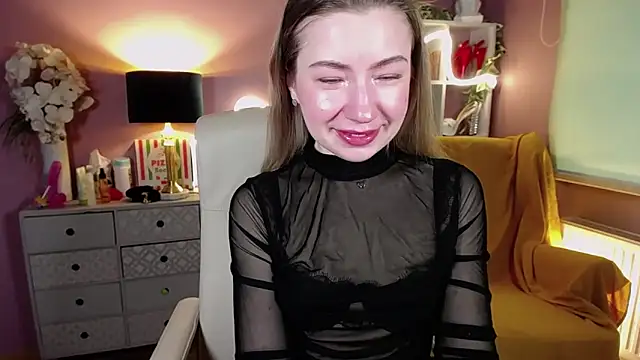 Snapshot of Mia_Tasty chatting on February 2025 07:34:01 AM Mia Tasty online show from February 2025 07:34:01 AM