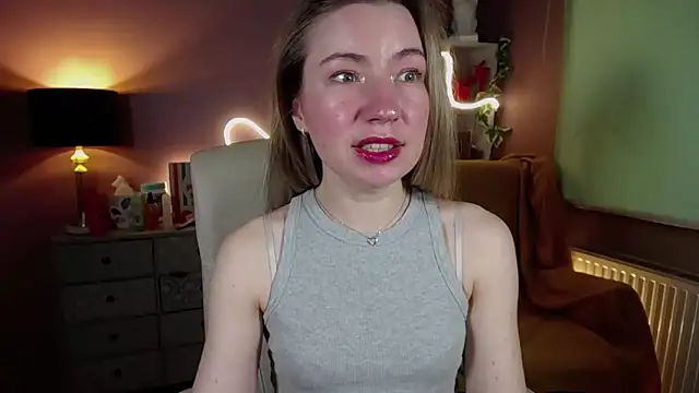 Snapshot of Mia_Tasty chatting on March 2025 10:46:01 AM Mia Tasty online show from March 2025 10:46:01 AM