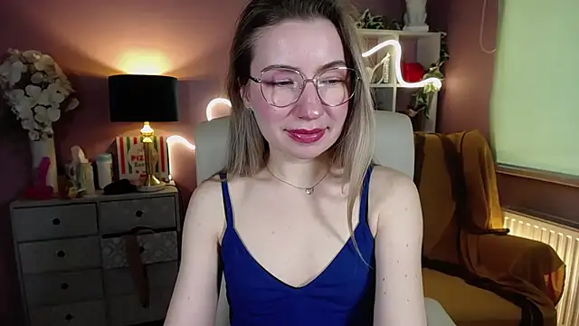 Snapshot of Mia_Tasty chatting on February 2025 10:51:02 AM Mia Tasty online show from February 2025 10:51:02 AM