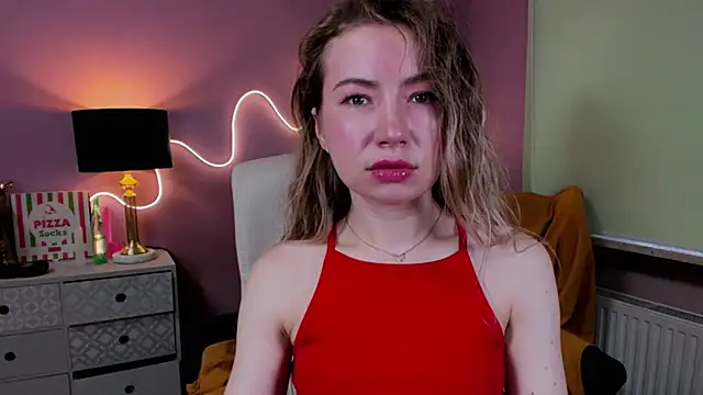 Mia Tasty online show from November 2025 07:44:02 AM