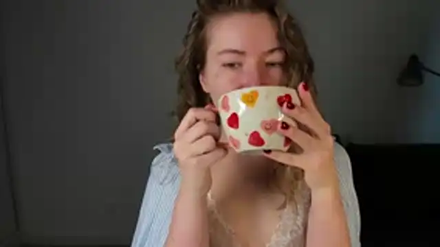 Snapshot of Mia_Tasty chatting on January 2026 07:34:02 AM Mia Tasty online show from January 2026 07:34:02 AM