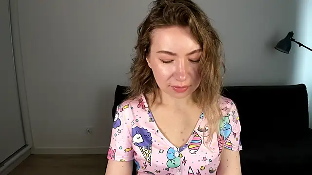 Mia Tasty online show from April 2026 06:26:02 AM