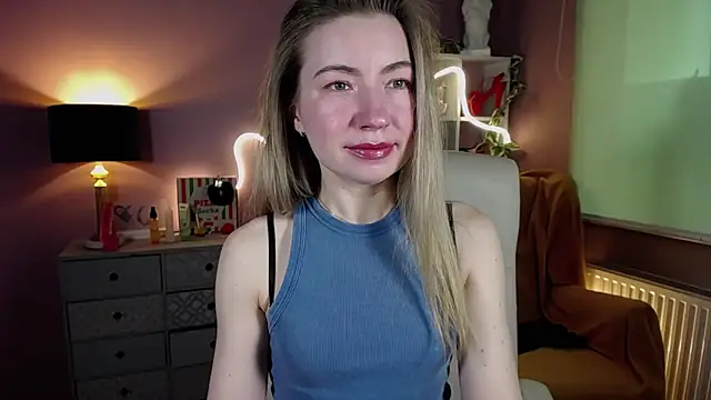 Snapshot of Mia_Tasty chatting on March 2025 08:04:02 AM Mia Tasty online show from March 2025 08:04:02 AM