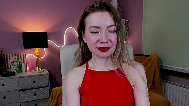 Mia Tasty online show from November 2025 07:42:01 AM