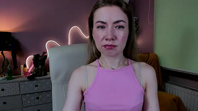 Snapshot of Mia_Tasty chatting on September 2025 06:35:02 AM Mia Tasty online show from September 2025 06:35:02 AM