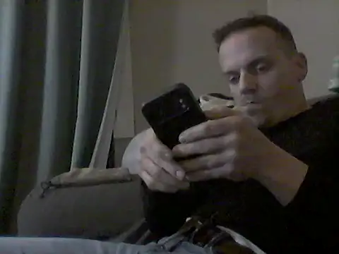 Snapshot of Rollinhard6969 chatting on February 2025 04:58:01 AM Rollinhard6969 online show from February 2025 04:58:01 AM