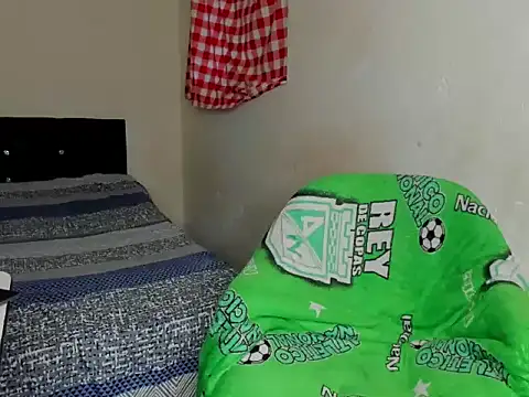 Snapshot of cardrey05 chatting on October 2025 09:14:02 PM cardrey05 online show from October 2025 09:14:02 PM