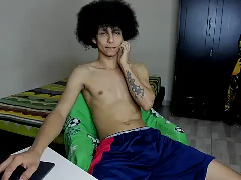 Snapshot of cardrey05 chatting on February 2026 09:03:01 PM cardrey05 online show from February 2026 09:03:01 PM