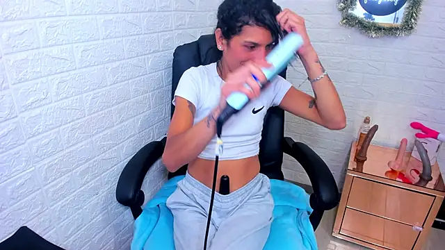 ImCrazzy online show from January 2026 02:34:02 PM