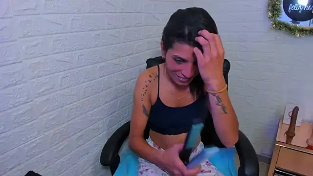 ImCrazzy online show from November 2025 02:17:01 PM