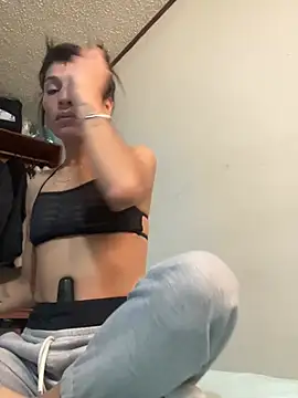 ImCrazzy online show from April 2026 02:34:01 PM