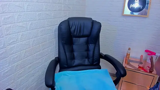 ImCrazzy online show from January 2026 02:53:01 PM