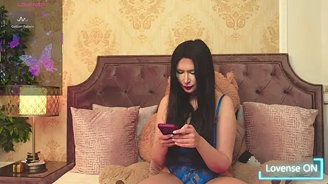 JaneDevine online show from May 2026 05:05:01 AM