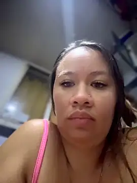 Snapshot of Emiily_lee chatting on May 2026 09:12:02 AM Emiily lee online show from May 2026 09:12:02 AM