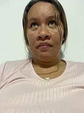 Snapshot of Emiily_lee chatting on March 2025 08:00:02 PM Emiily lee online show from March 2025 08:00:02 PM