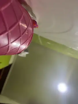 Emiily lee online show from November 2025 10:15:01 AM