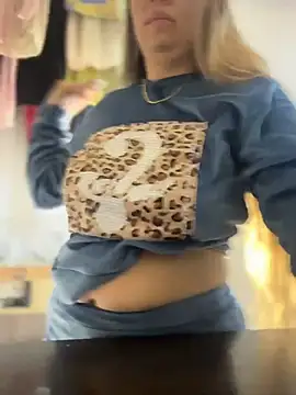 Emiily lee online show from February 2026 10:15:02 AM