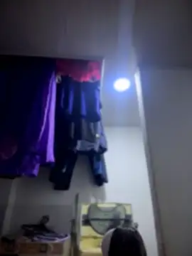 Snapshot of Emiily_lee chatting on May 2026 09:32:02 AM Emiily lee online show from May 2026 09:32:02 AM