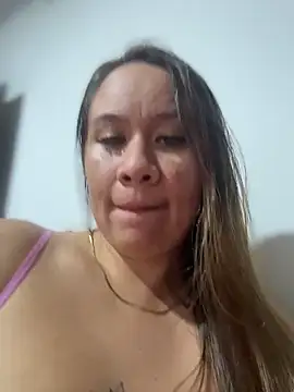 Emiily lee online show from November 2025 04:12:02 AM