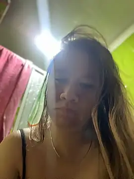 Emiily lee online show from November 2025 09:13:01 AM