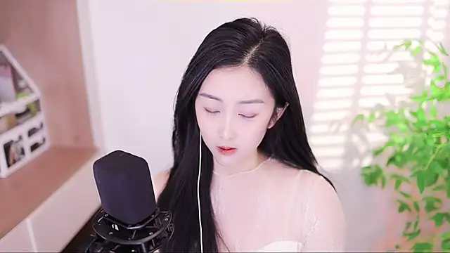 Snapshot of Haha--99 chatting on January 2025 12:03:01 PM Haha--99 online show from January 2025 12:03:01 PM