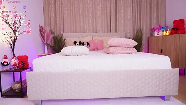 DiammondDia online show from June 2026 06:07:02 PM