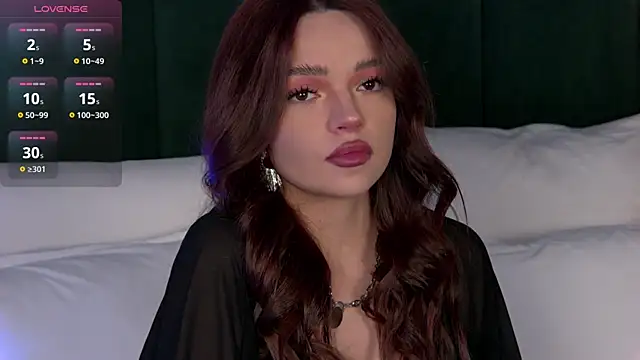 AnaWest online show from November 2025 06:40:02 AM