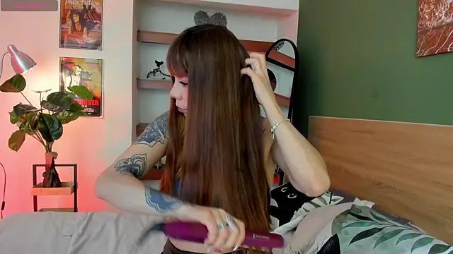iriiina veneno online show from June 2026 05:01:01 PM