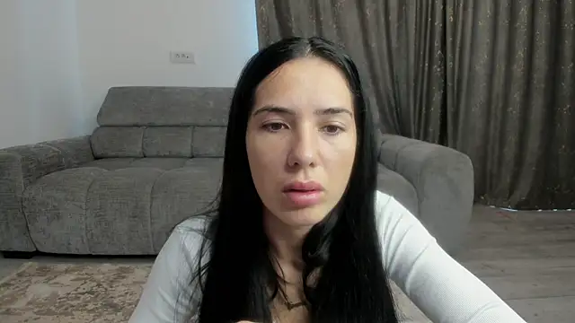 Snapshot of Emmapmg chatting on September 2025 10:21:02 AM Emmapmg online show from September 2025 10:21:02 AM