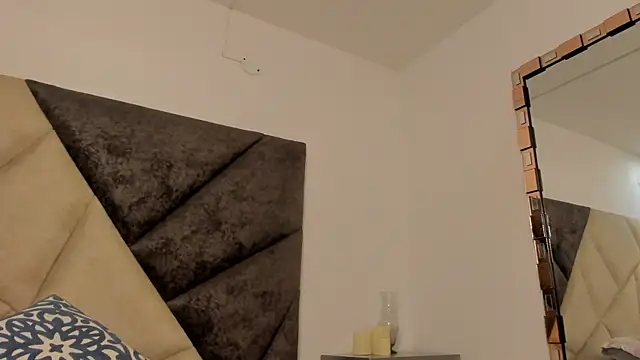 Snapshot of BonnieCute_ chatting on September 2025 12:11:01 AM BonnieCute online show from September 2025 12:11:01 AM