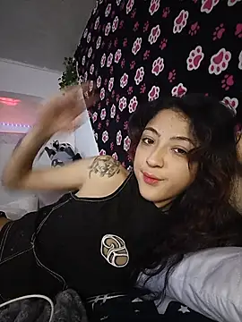 Snapshot of BonnieCute_ chatting on July 2026 05:16:01 AM BonnieCute online show from July 2026 05:16:01 AM