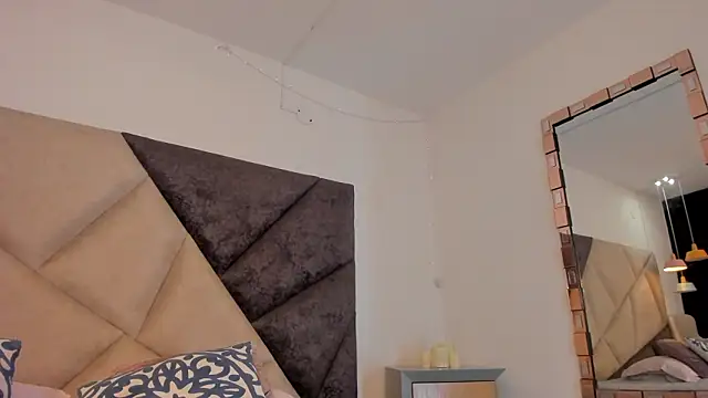 BonnieCute  online show from February 2026 12:18:02 AM