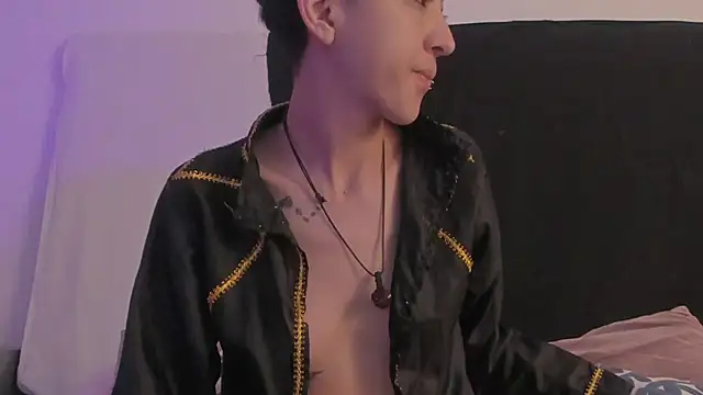 Snapshot of BonnieCute_ chatting on March 2025 11:37:02 AM BonnieCute online show from March 2025 11:37:02 AM